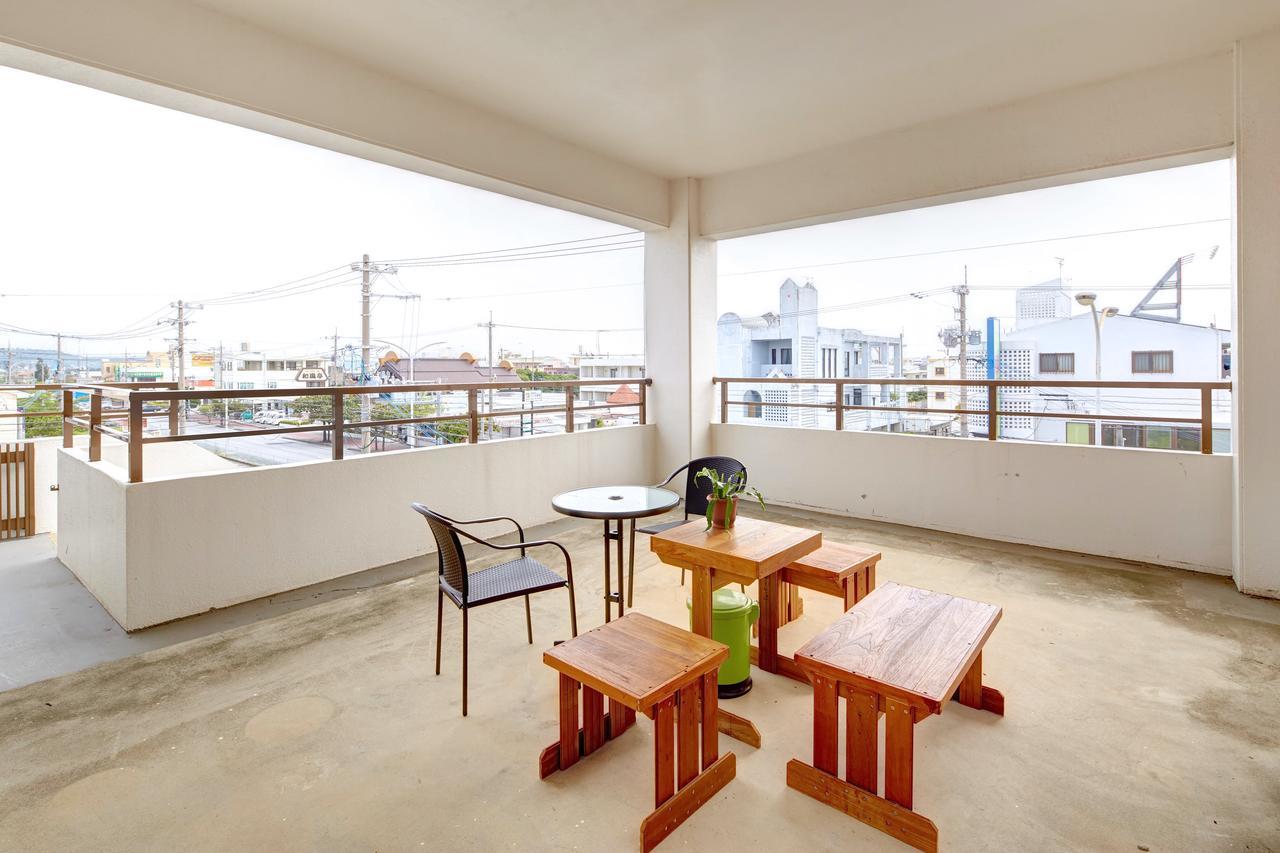 Condominium Aoi Sanmyaku Окинава Экстерьер фото